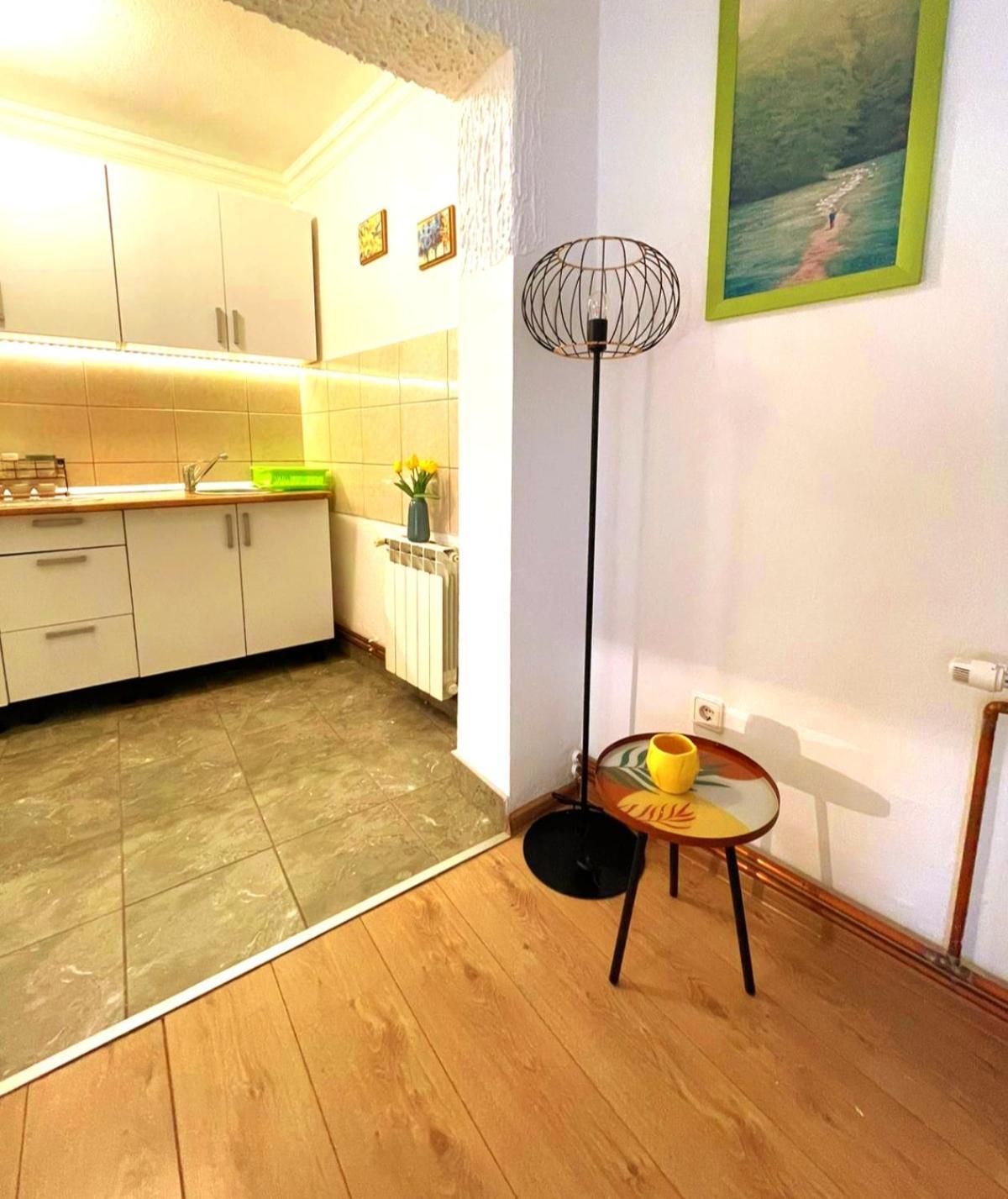 Garden Free Parking Apartman Szarajevó Szoba fotó