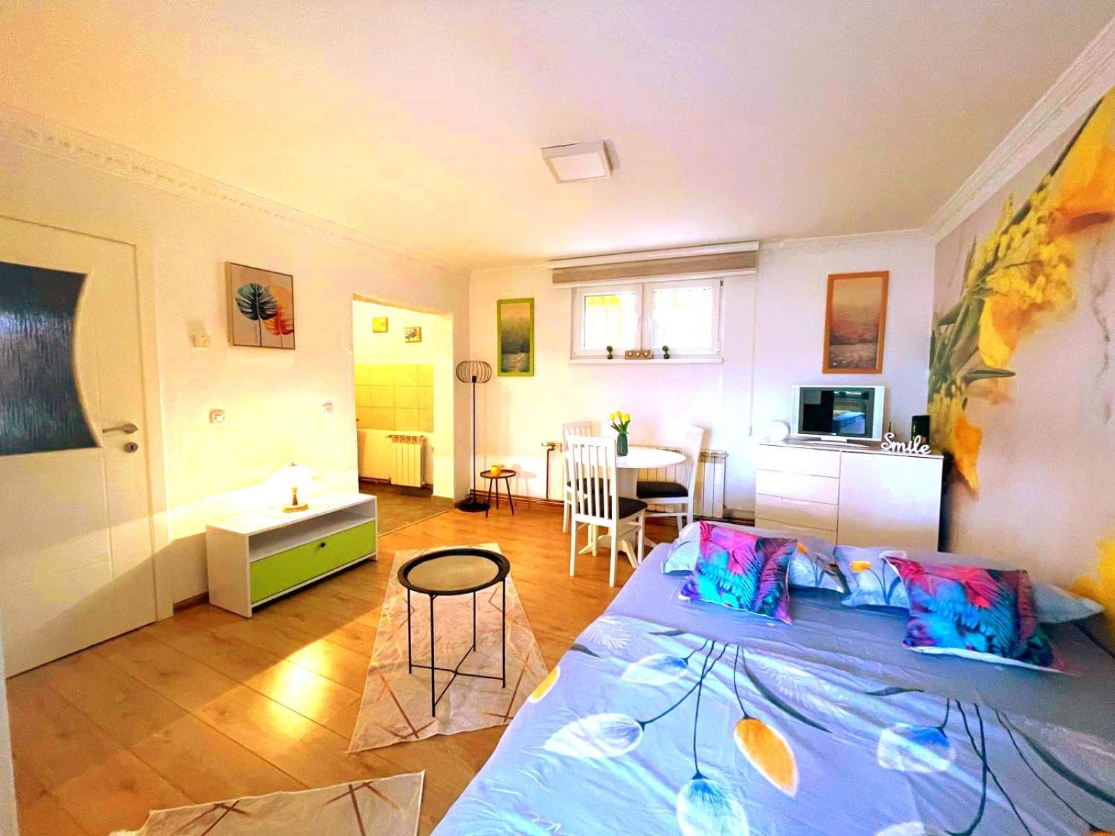 Garden Free Parking Apartman Szarajevó Szoba fotó