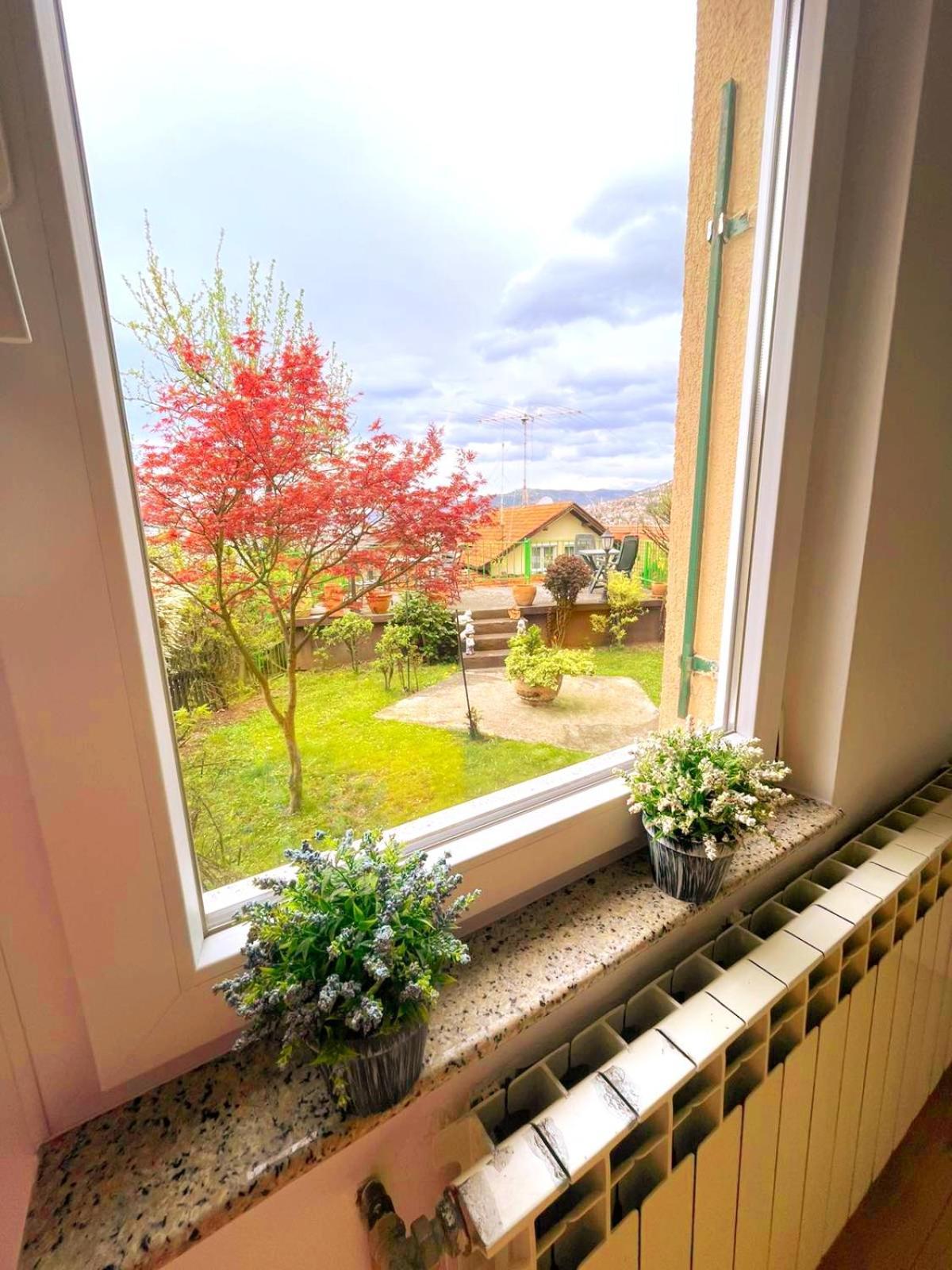 Garden Free Parking Apartman Szarajevó Szoba fotó